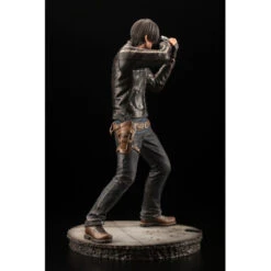 Kotobukiya ARTFX Leon S. Kennedy Renewal Package Resident Evil: VENDETTA 1/6 Scale Figure -Model Shop artfx leon s kennedy renewal package resident evil vendetta 16 scale figure 5